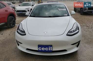 Седан Tesla Model 3 2019 в 