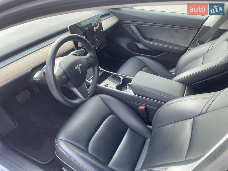 Седан Tesla Model 3 2018 в Львове фото 7 Седан Tesla Model 3 2018 в Львове