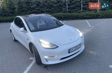 Седан Tesla Model 3 2018 в 