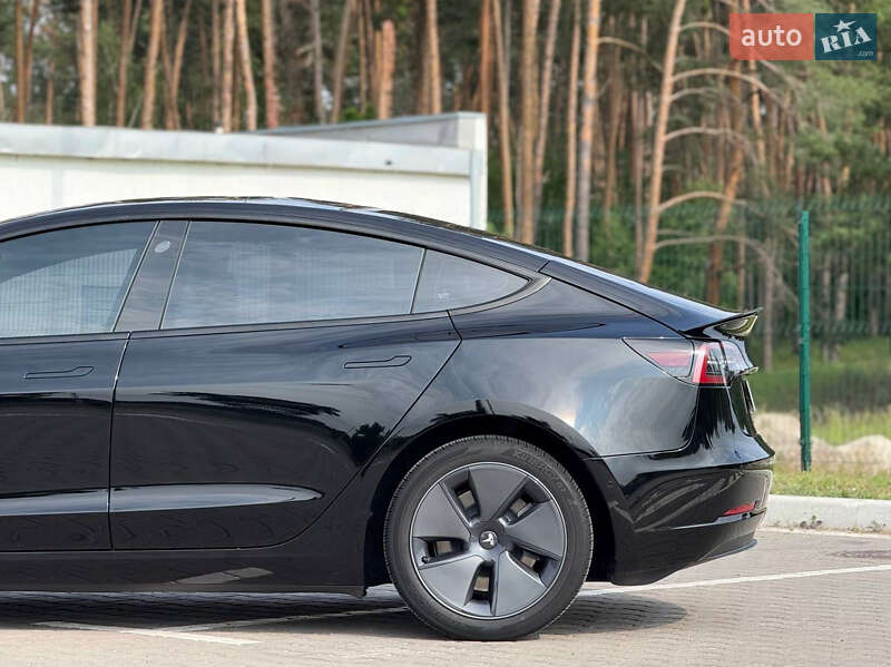 Седан Tesla Model 3 2022 в Киеве фото 14 Седан Tesla Model 3 2022 в Киеве