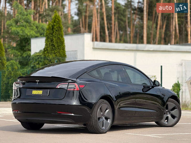 Седан Tesla Model 3 2022 в Киеве фото 20 Седан Tesla Model 3 2022 в Киеве