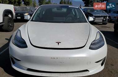 Седан Tesla Model 3 2018 в 