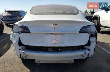 Седан Tesla Model 3 2018 в 
