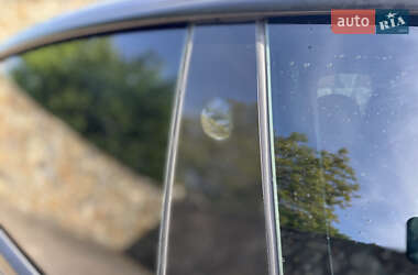 Седан Tesla Model 3 2024 в 