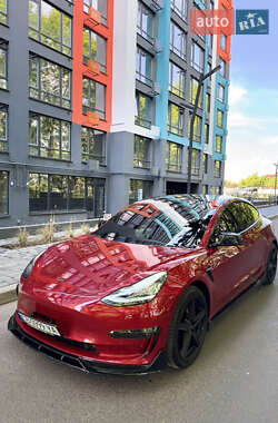 tesla model-3 2018 в Чернігів від професійного продавця Ярослав Олегович Шеремет