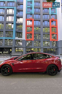 Седан Tesla Model 3 2018 в Чернигове