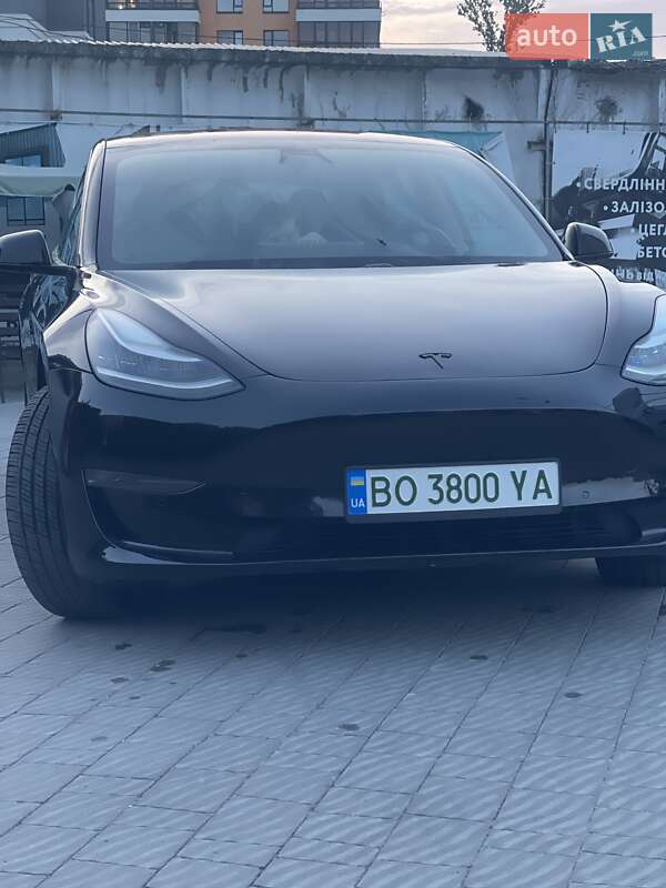 Седан Tesla Model 3 2018 в Тернополе фото 10 Седан Tesla Model 3 2018 в Тернополе