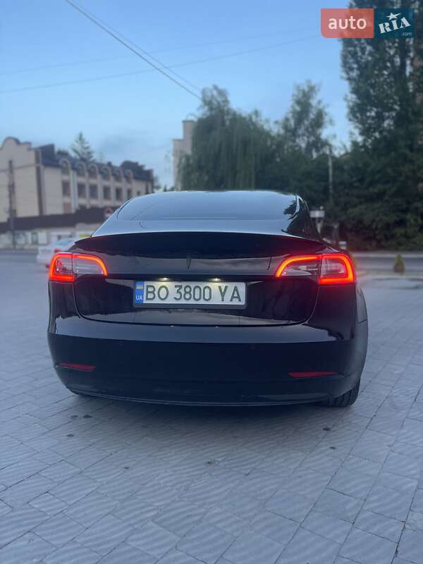 Седан Tesla Model 3 2018 в Тернополе фото 14 Седан Tesla Model 3 2018 в Тернополе