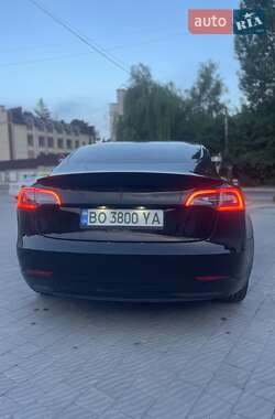 Седан Tesla Model 3 2018 в 