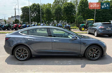 Седан Tesla Model 3 2019 в 