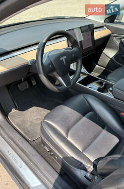 Седан Tesla Model 3 2019 в 