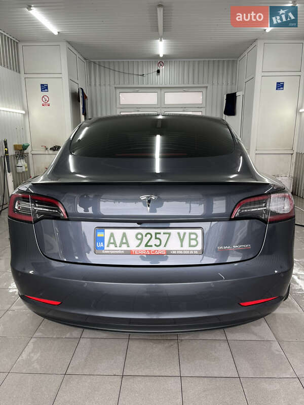 Седан Tesla Model 3 2022 в Киеве фото 8 Седан Tesla Model 3 2022 в Киеве