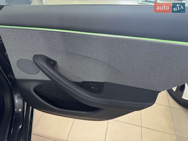 Седан Tesla Model 3 2024 в Одессе фото 10 Седан Tesla Model 3 2024 в Одессе