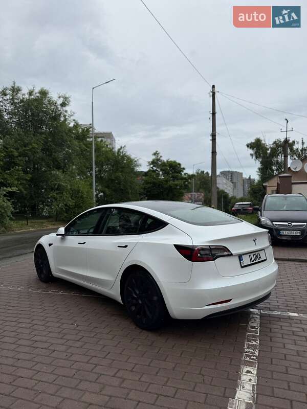 Седан Tesla Model 3 2023 в Киеве фото 6 Седан Tesla Model 3 2023 в Киеве