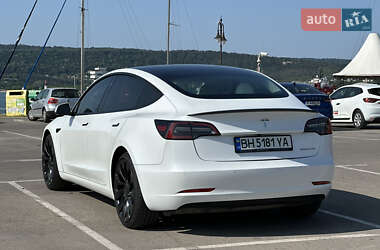 Седан Tesla Model 3 2023 в Одессе