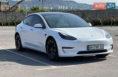 Седан Tesla Model 3 2023 в Одессе