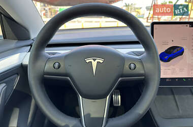 Седан Tesla Model 3 2023 в Одессе