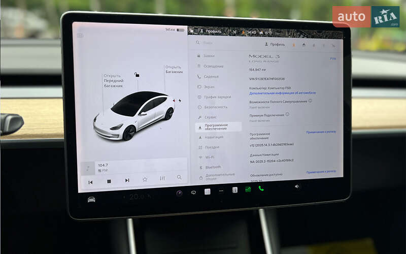 Седан Tesla Model 3 2017 в Львове