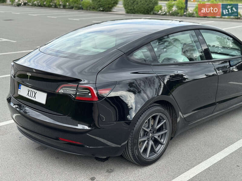 Седан Tesla Model 3 2021 в Киеве фото 6 Седан Tesla Model 3 2021 в Киеве