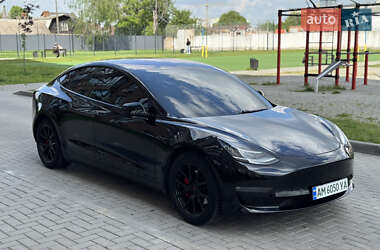 Седан Tesla Model 3 2018 в 