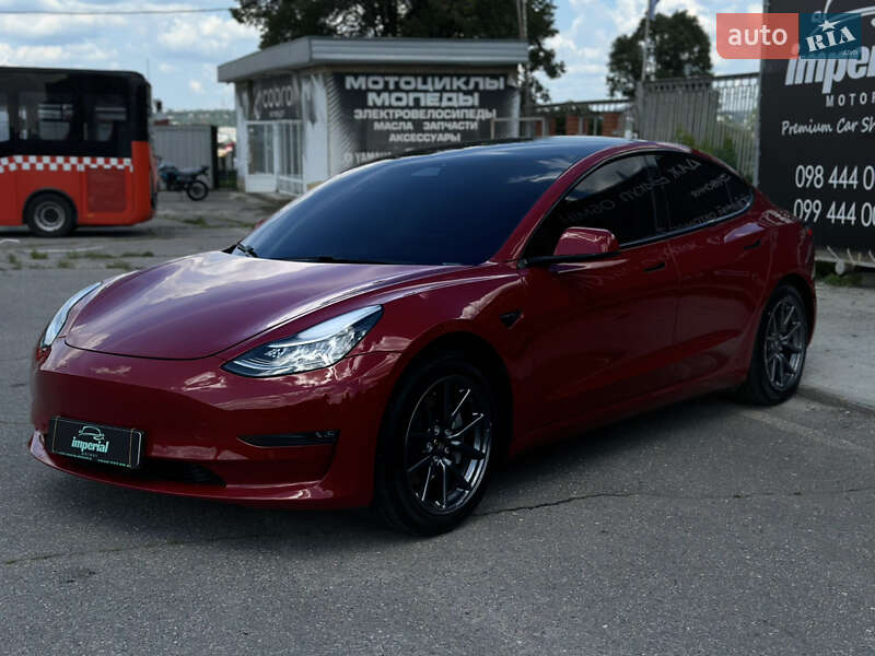 Tesla Model 3 2019