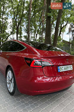 Седан Tesla Model 3 2018 в 