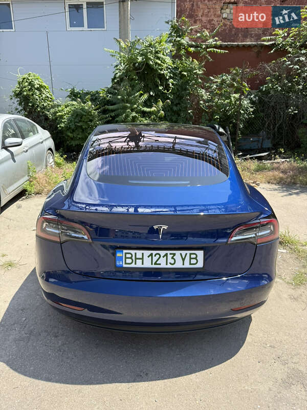 Tesla Model 3 2018