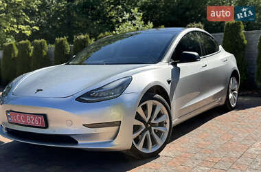 Седан Tesla Model 3 2018 в 