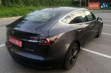 Седан Tesla Model 3 2018 в 
