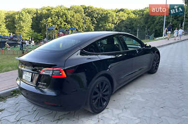 Седан Tesla Model 3 2019 в 
