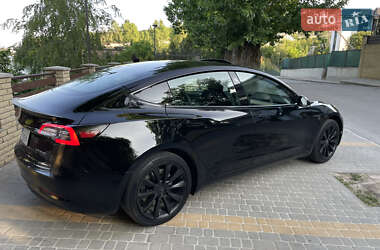Седан Tesla Model 3 2019 в 