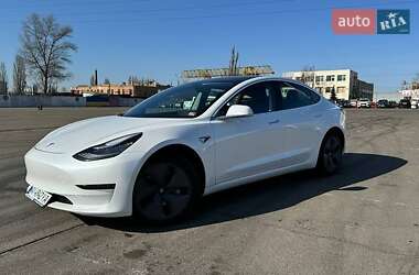 Седан Tesla Model 3 2019 в Івано-Франківську