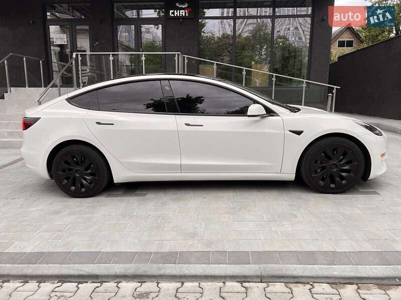 Седан Tesla Model 3 2022 в Києві фото 2 Седан Tesla Model 3 2022 в Києві