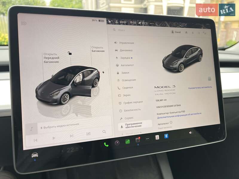 Седан Tesla Model 3 2022 в 