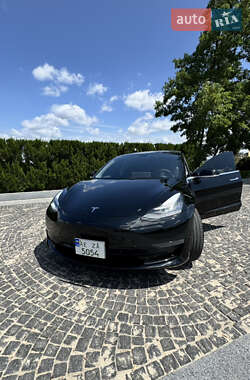 Седан Tesla Model 3 2020 в Дніпрі