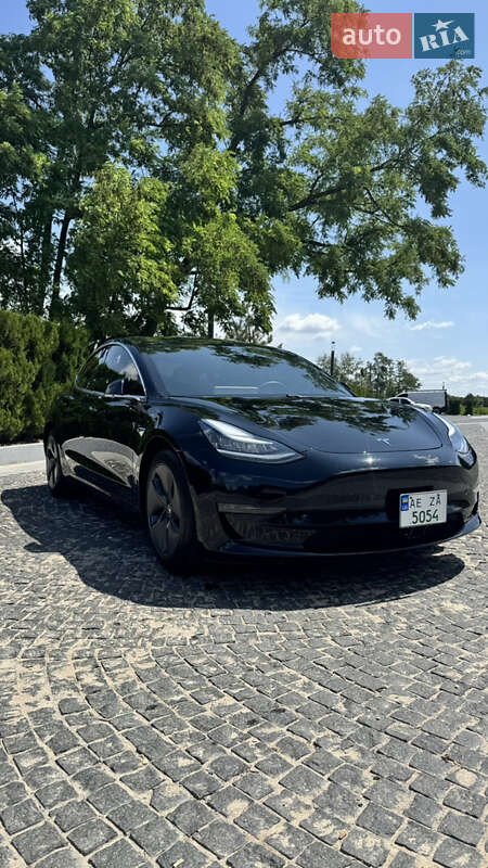 Седан Tesla Model 3 2020 в Дніпрі фото 17 Седан Tesla Model 3 2020 в Дніпрі