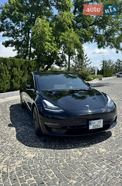Седан Tesla Model 3 2020 в Дніпрі