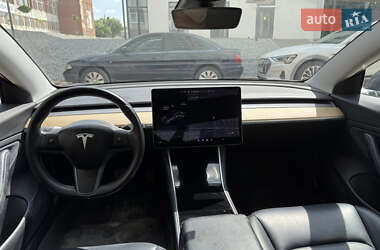 Седан Tesla Model 3 2018 в 
