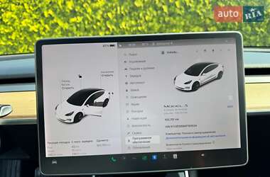 Седан Tesla Model 3 2019 в 