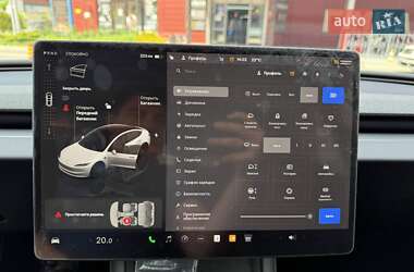 Седан Tesla Model 3 2024 в 