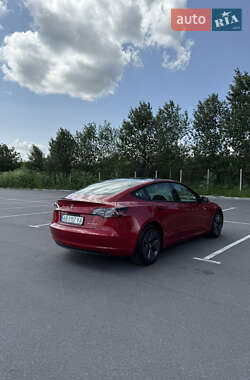 Седан Tesla Model 3 2020 в 