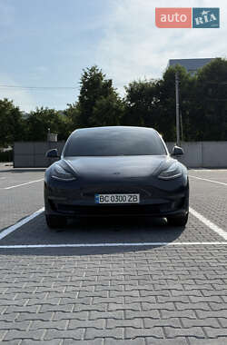 Седан Tesla Model 3 2019 в 