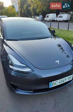 Седан Tesla Model 3 2020 в 