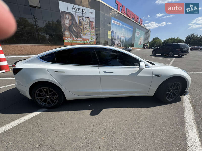 Седан Tesla Model 3 2019 в Одессе фото 12 Седан Tesla Model 3 2019 в Одессе