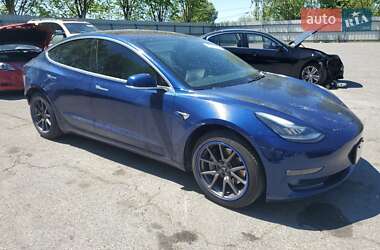 Седан Tesla Model 3 2018 в 