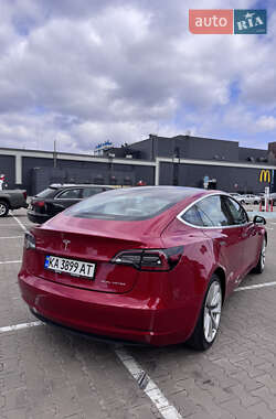 Седан Tesla Model 3 2019 в 