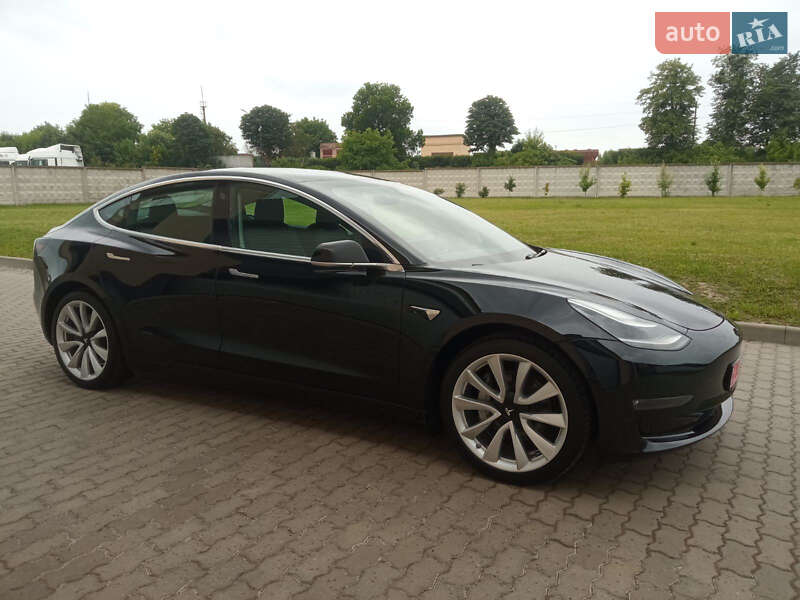 Седан Tesla Model 3 2019 в Радехове фото 10 Седан Tesla Model 3 2019 в Радехове