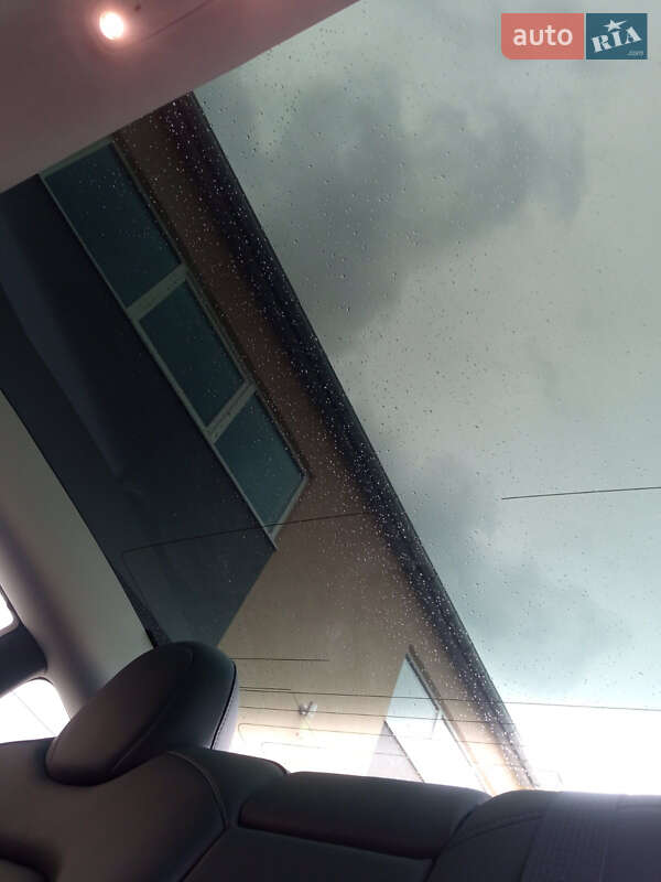 Седан Tesla Model 3 2019 в Радехове фото 18 Седан Tesla Model 3 2019 в Радехове