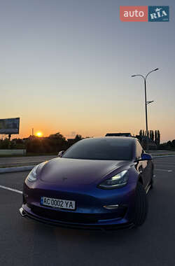 Седан Tesla Model 3 2018 в 