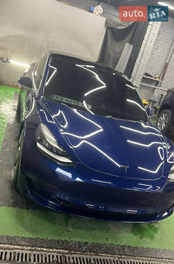 Седан Tesla Model 3 2018 в 